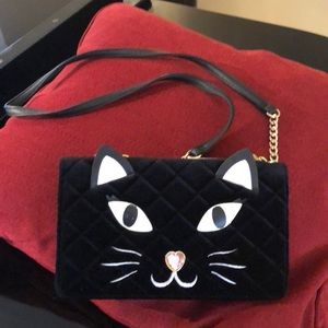 Betsey Johnson black velvet crossbody.  BR24205.
